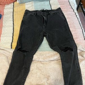 NWOT! Abercrombie Curve Love Super skinny ankle black jeans.